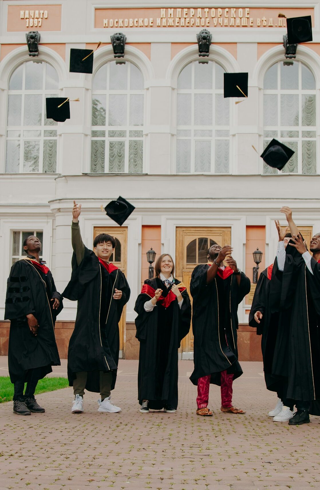 international students who have received a diploma of higher education